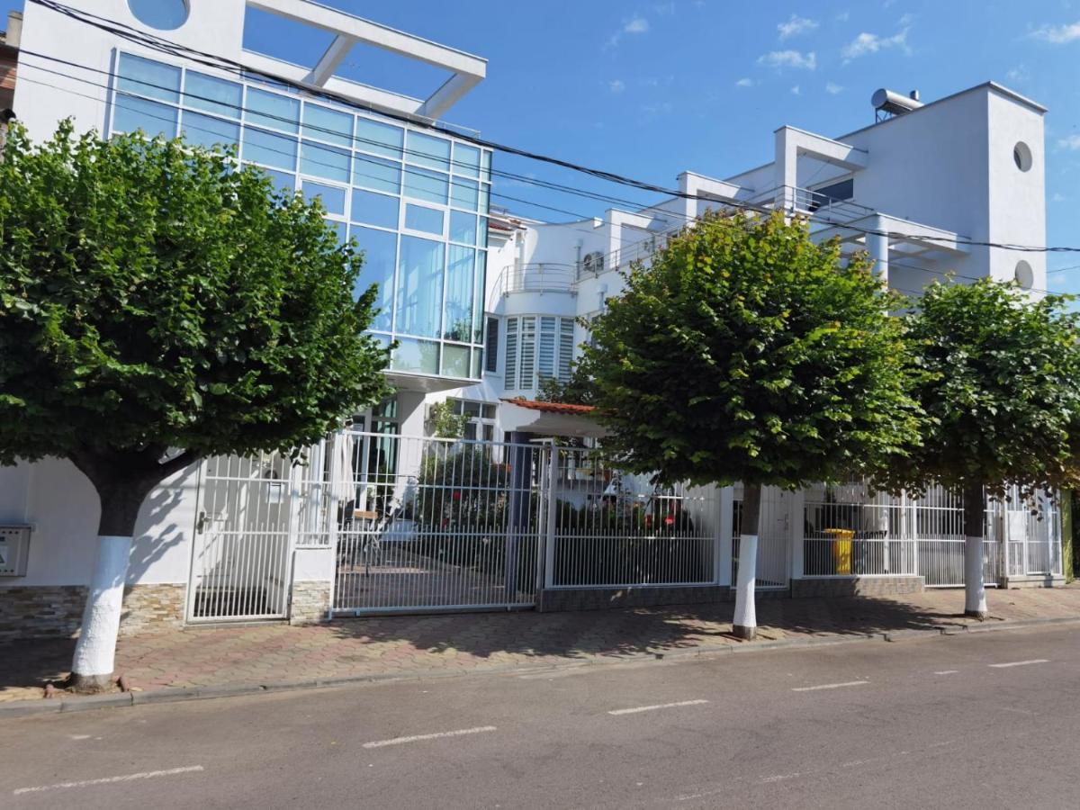 Fitness House With Garden Hotel Constança Exterior foto